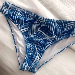 Palm themed bottoms, Worn twice
